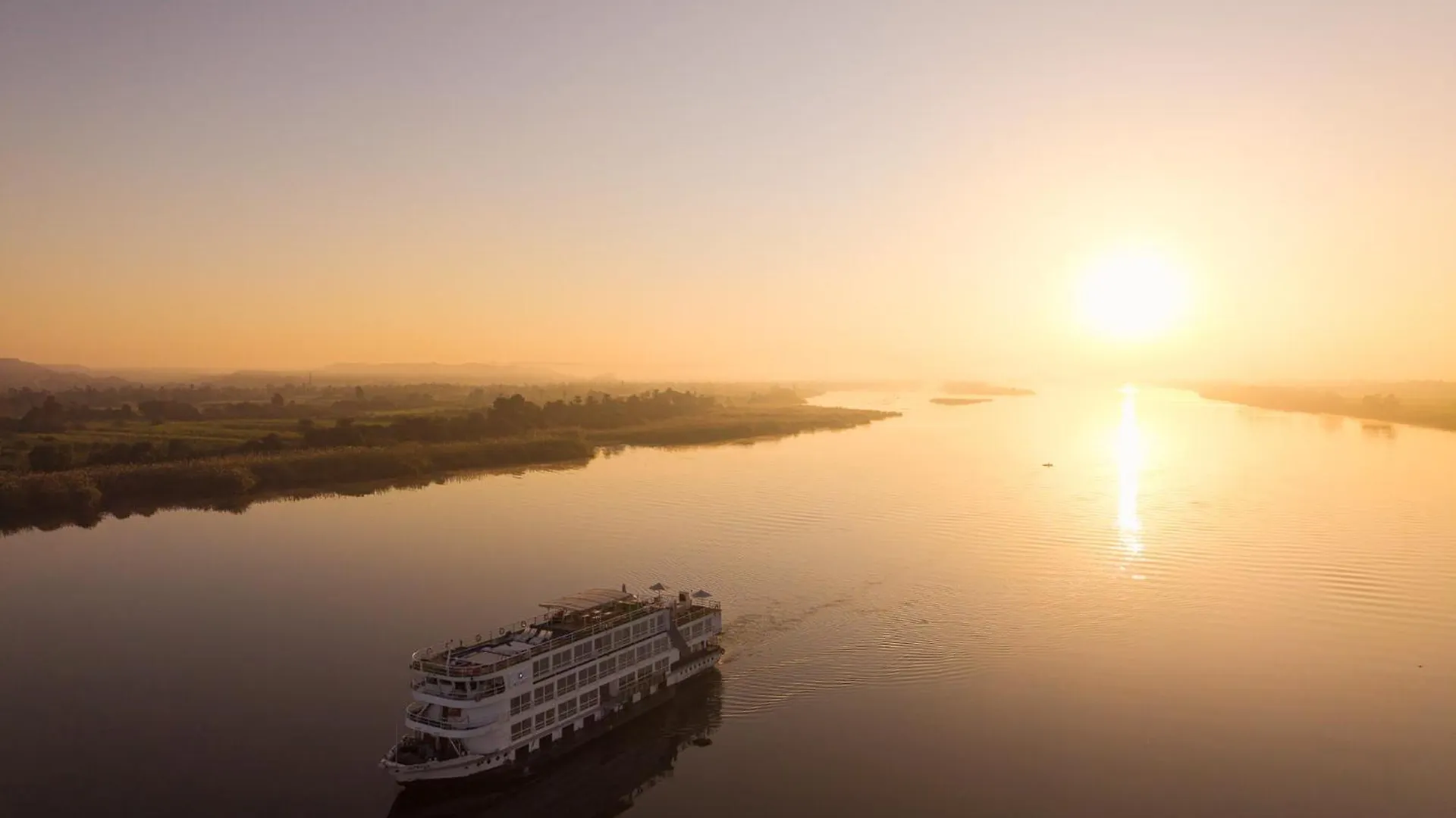 Botel Savoy Yacht - Exclusive Nile Cruise From Luxor To Aswan Hotel