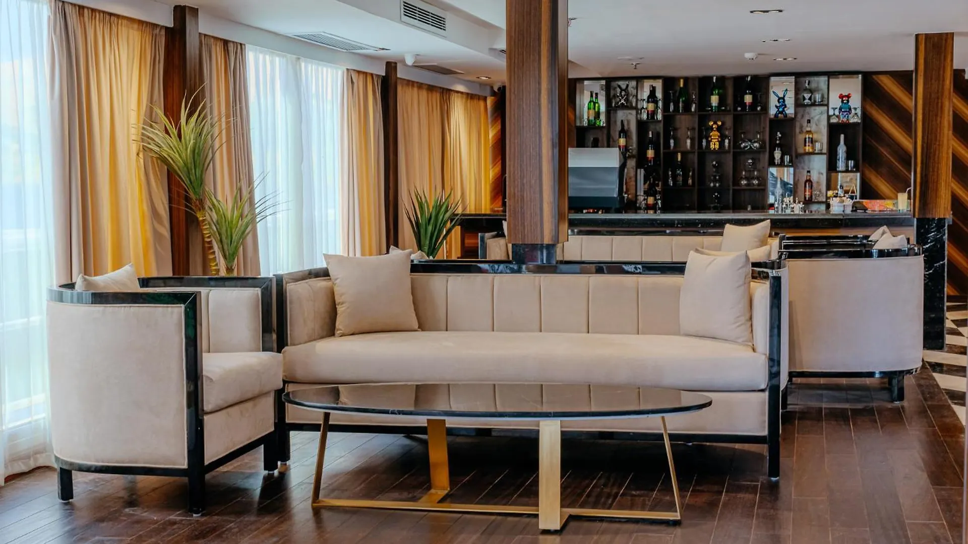Savoy Yacht - Exclusive Nile Cruise From Luxor To Aswan Hotel Botel