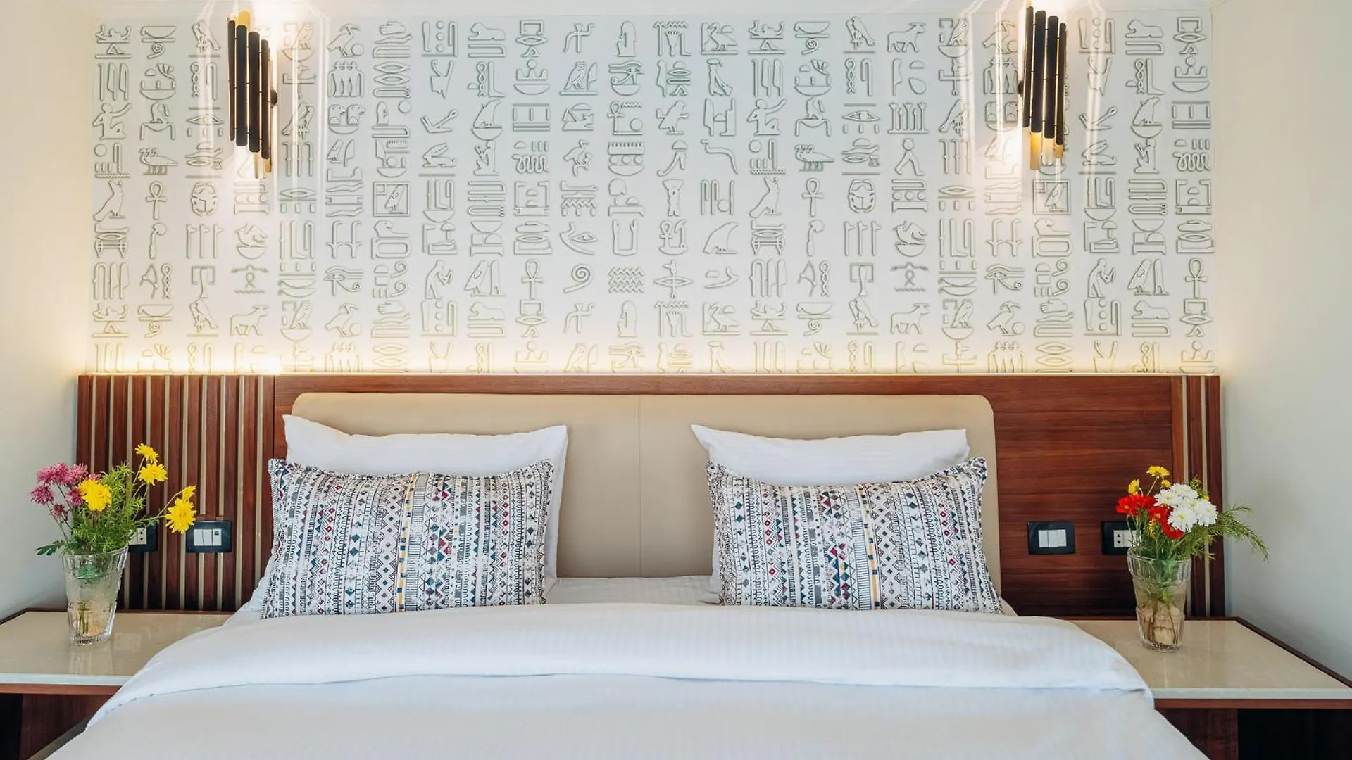 Savoy Yacht - Exclusive Nile Cruise From Luxor To Aswan Hotel 0*,