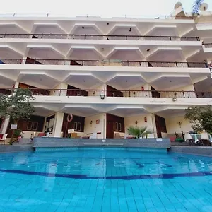 Camping Rezeiky Hotel&camp, Luxor