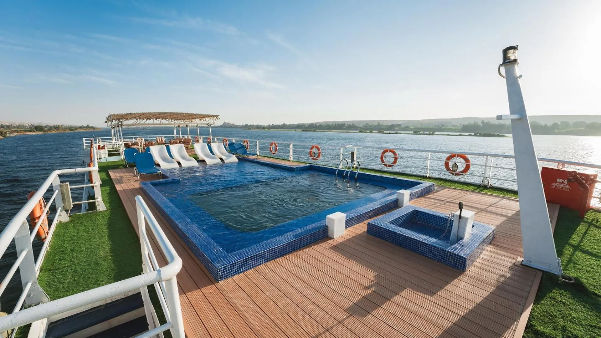 Savoy Yacht - Exclusive Nile Cruise From Luxor To Aswan Hotel 0*,